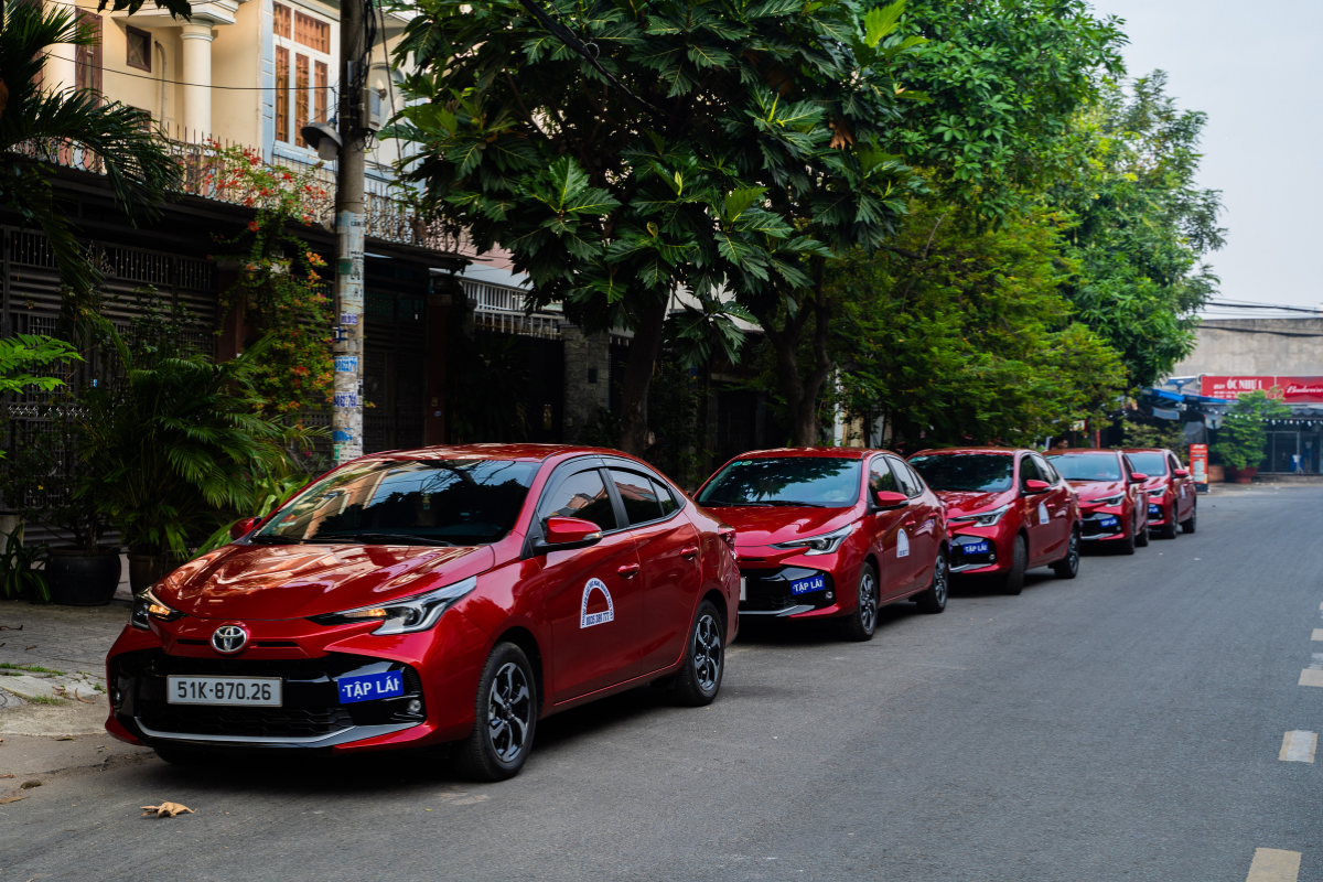 học lái xe b2 số sàn sao việt