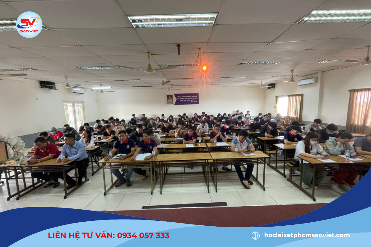 Học viên cần đáp ứng đủ điều kiện theo quy định khi đăng ký học lái xe ô tô 