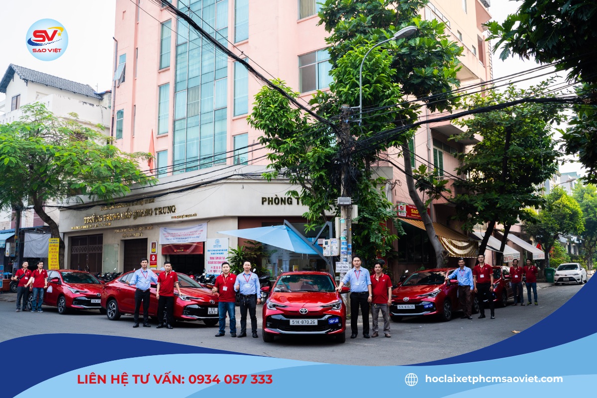 Sao Việt - Trung tâm dạy lái xe ô tô hạng C uy tín hàng đầu TPHCM