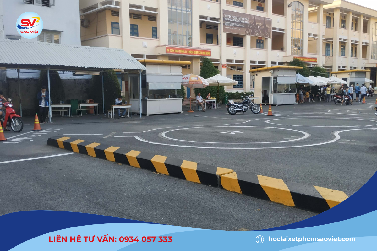 Học bằng lái xe A1 tại Sao Việt với sân tập rộng rãi, chất lượng 