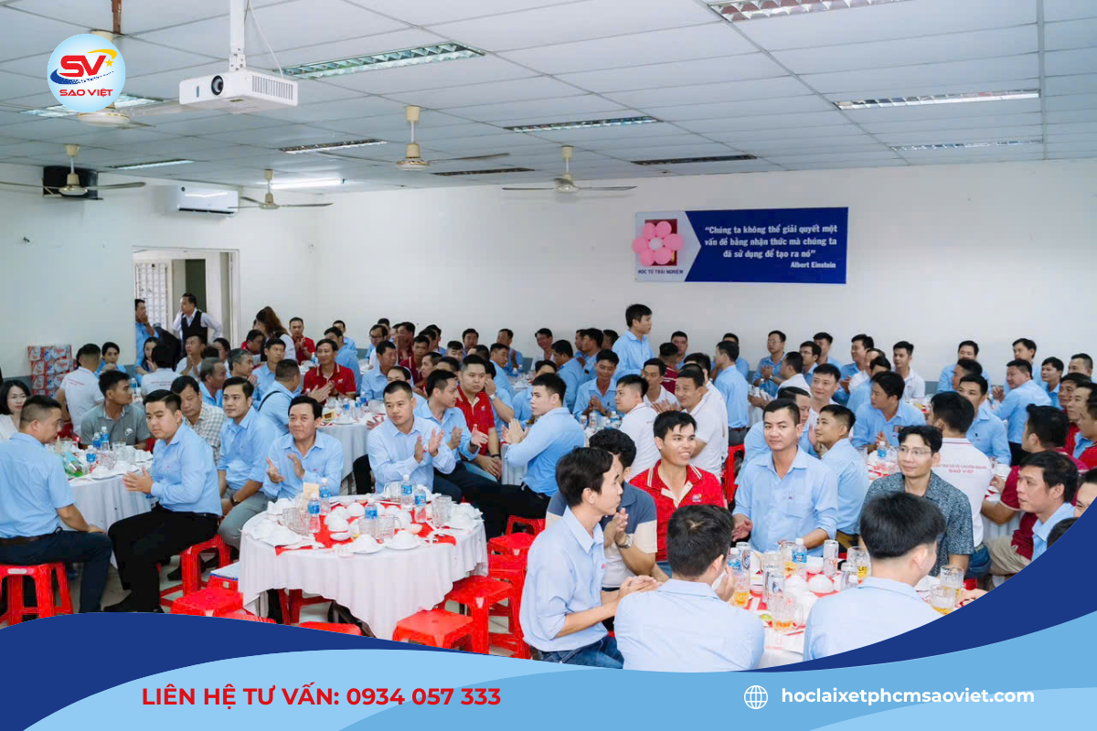 Trung tâm Sao Việt - Địa chỉ dạy lái xe số tự động uy tín tại TP.HCM