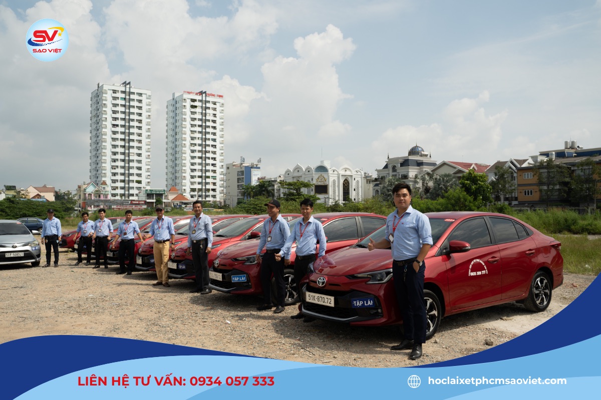 Đội ngũ giảng viên chất lượng cao tại trường dạy lái xe Sao Việt 