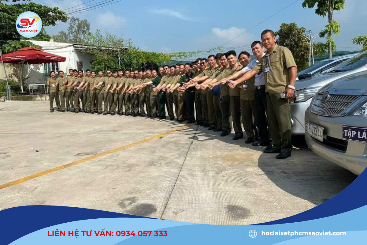 Trường dạy lái xe Thái Sơn với đội ngũ giảng viên chuyên nghiệp 