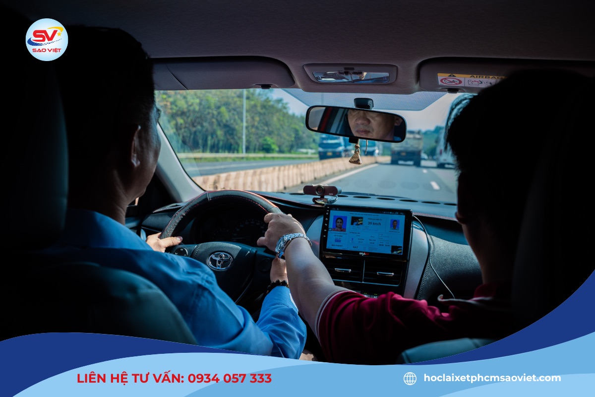 Học viên được kèm sát 1:1 trong quá trình học thực hành